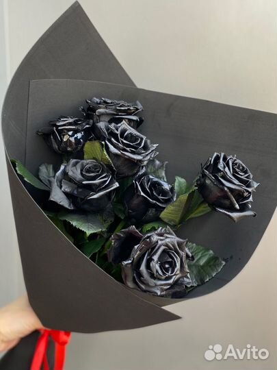 Букеты из черных роз, черные розы