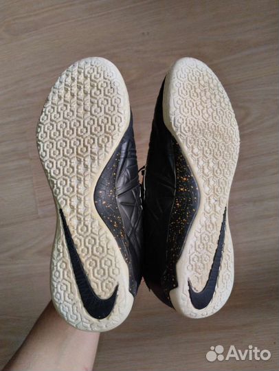 Бутсы nike hypervenom