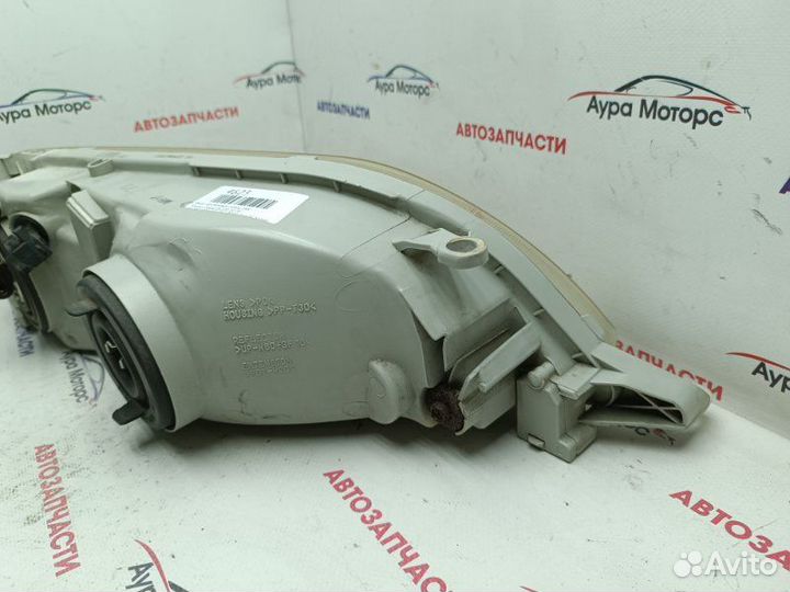 Фара галогеновая передняя левая Toyota Cresta