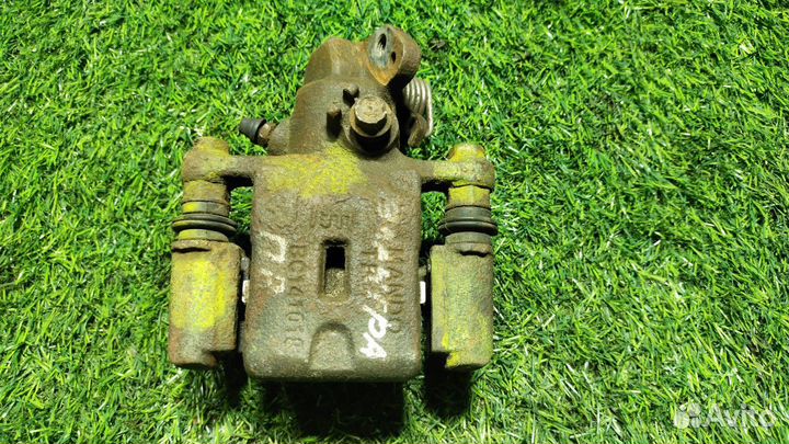 Суппорт задний правый Hyundai Elantra