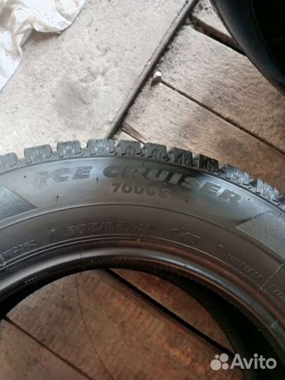 Bridgestone Ice Cruiser 7000S 205/65 R15