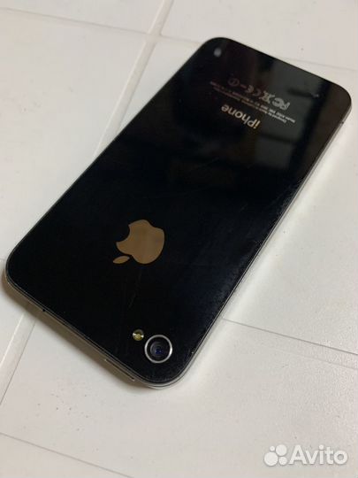 iPhone 4, 8 ГБ