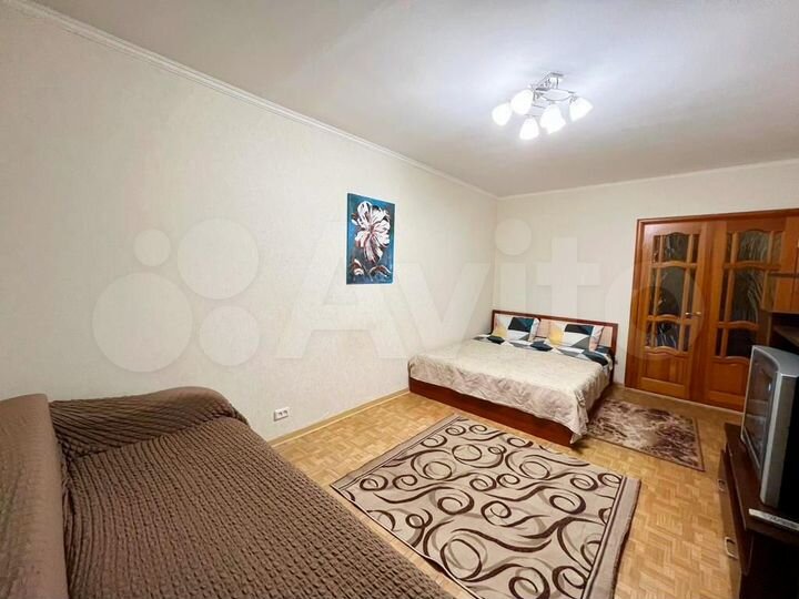 2-к. квартира, 58 м², 1/9 эт.