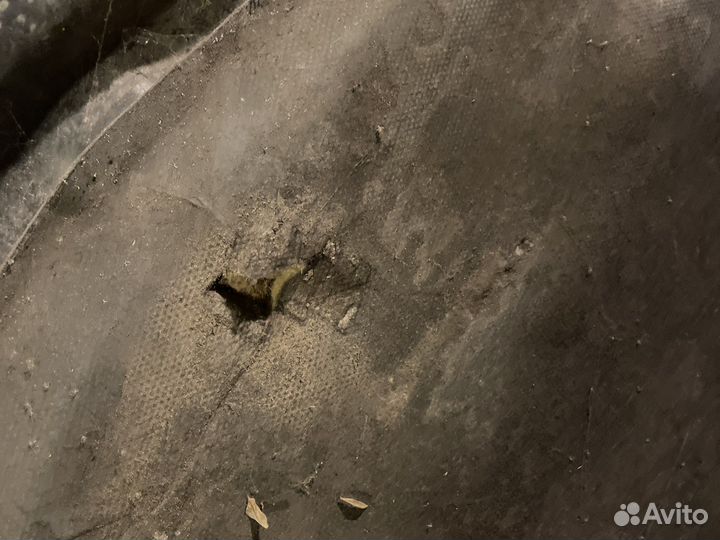 Обшивка капота Toyota Corolla 120 HBK