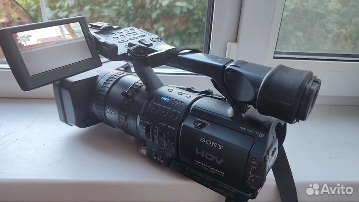 Видеокамера Sony HDR FX1E