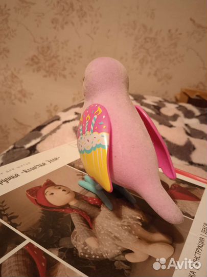 Говорящий попугай. игрушка