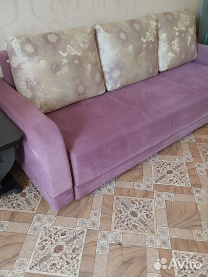 Диван раскладной бу, есть место для хранения