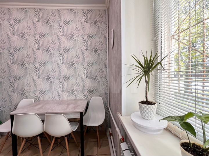 2-к. квартира, 53,4 м², 1/3 эт.