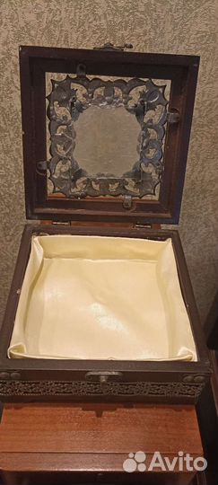 Шкатулка для украшений