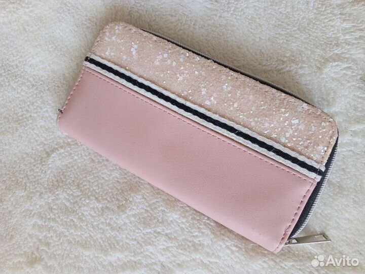 Кошельки, цепочки, браслеты, сумки