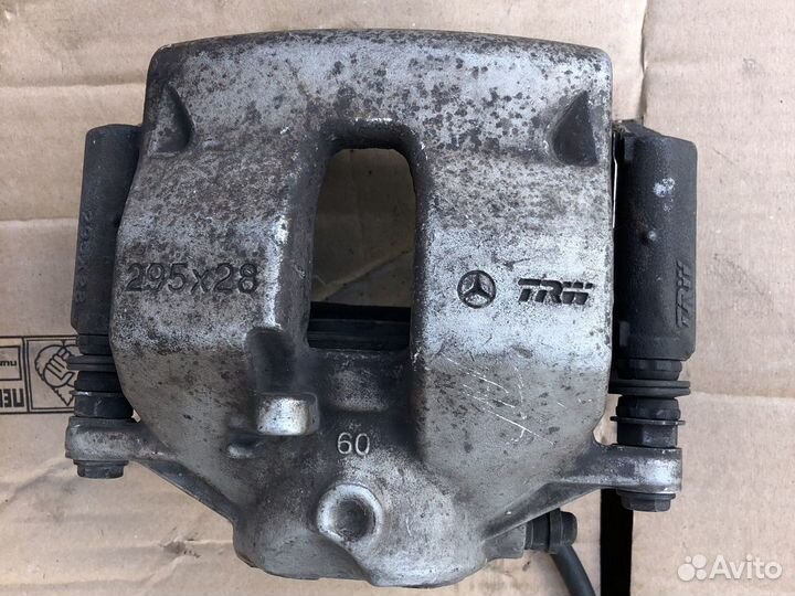 Суппорта передние Mercedes w212 е212 w212