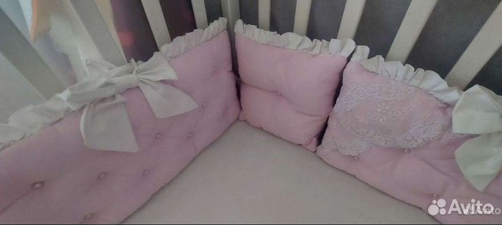 Бортики в кроватку для девочки