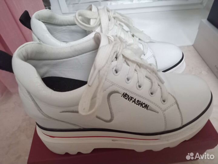 Кросовки женские 39 размер натуральная кожа