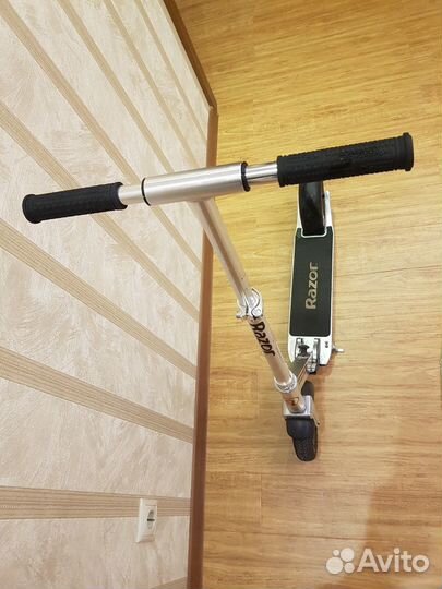 Самокат Razor A5 AIR, складной, надувные колеса