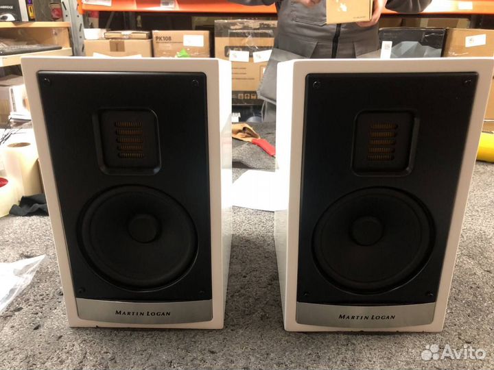 Полочная акустика Martin Logan Motion 15i Matte Wh