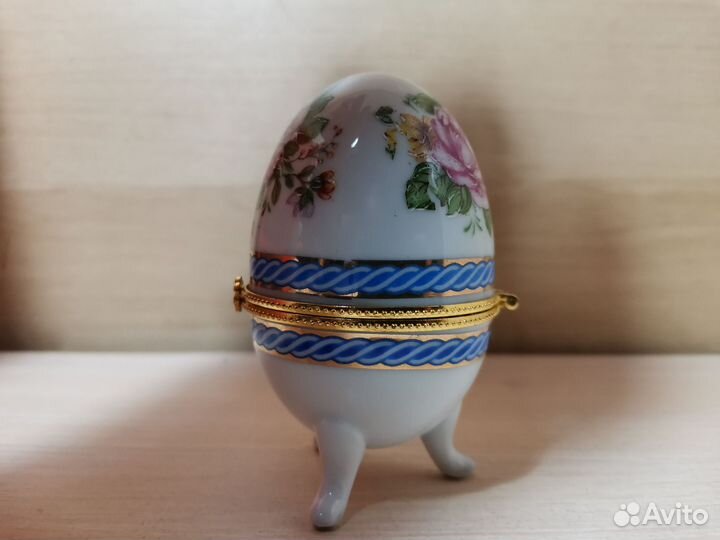 Яйцо фарфоровое