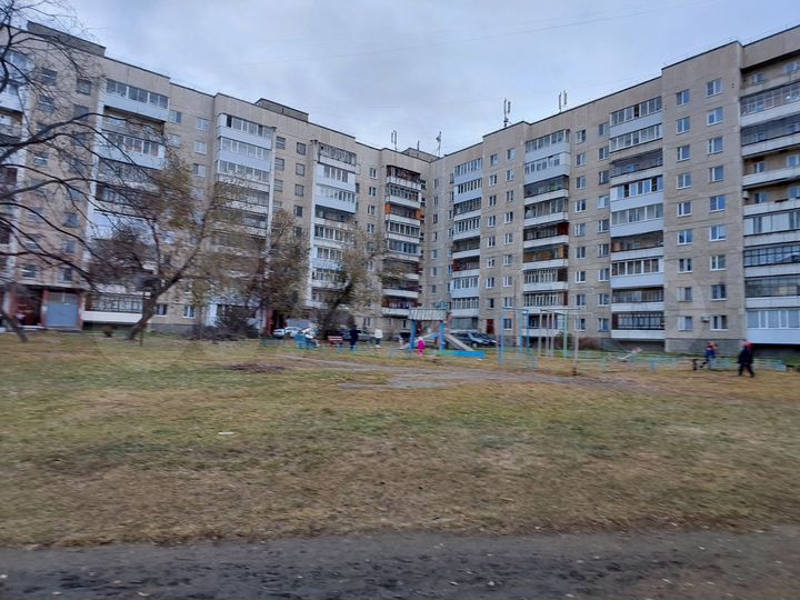 3-к. квартира, 60 м², 2/5 эт.