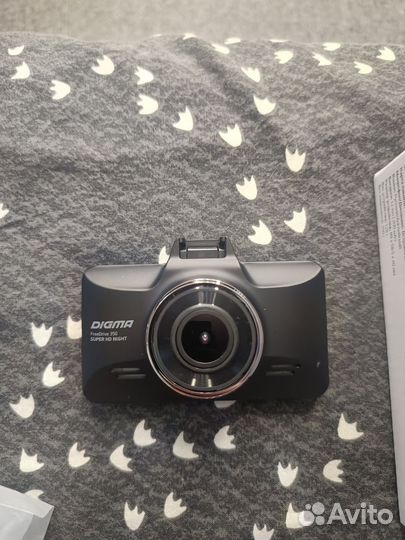 Видеорегистратор digma freedrive 350 super HD