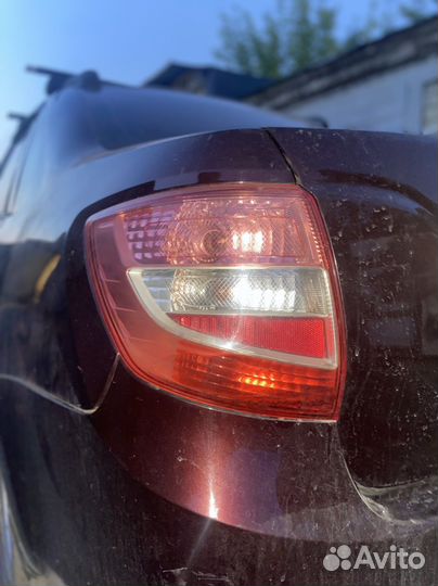 Фонарь задний Лада гранта