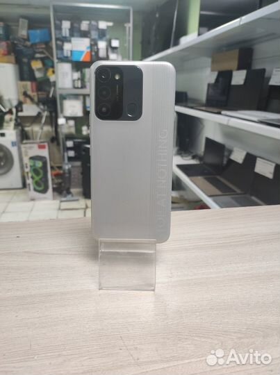 TECNO Spark 8C, 4/64 ГБ