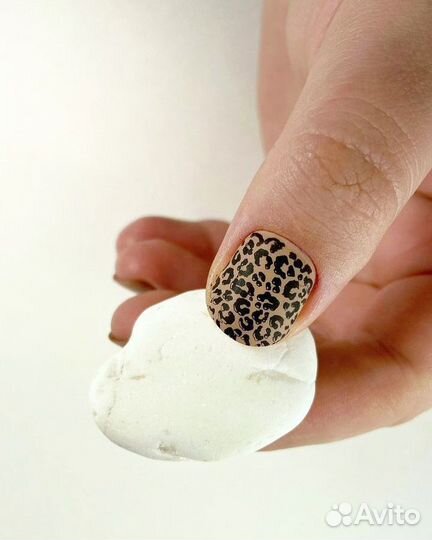 Маникюр на дому