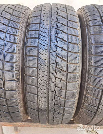 Bridgestone Blizzak VRX 205/60 R16 92Q