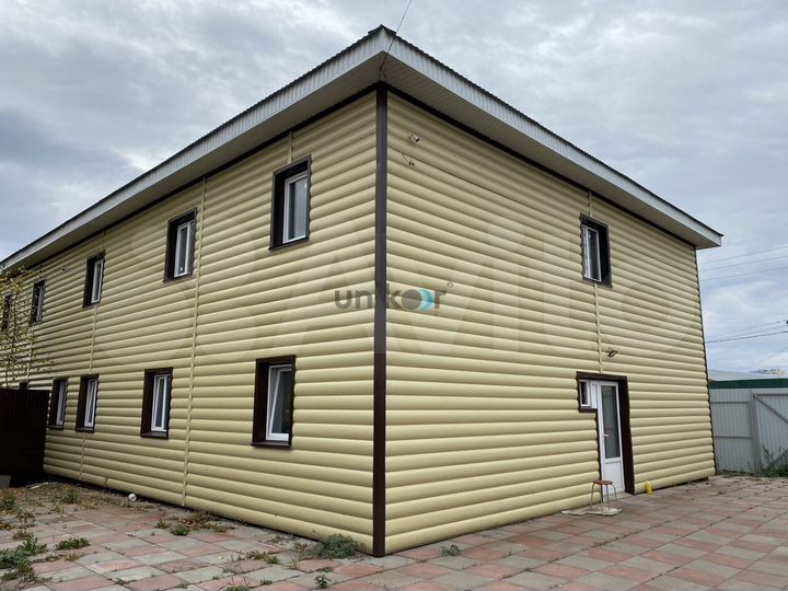 Дом 355,2 м² на участке 6 сот.