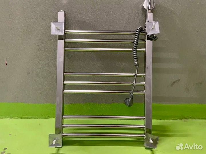 Электрический полотенцесушитель для ванной