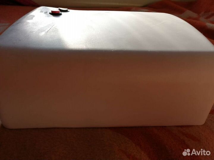 Лампа для маникюра, состояние нового