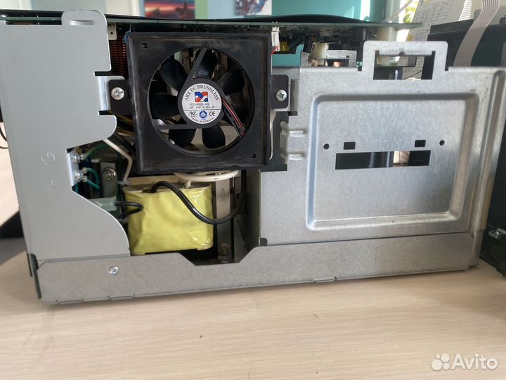 Ибп APC Smart-UPS 1500