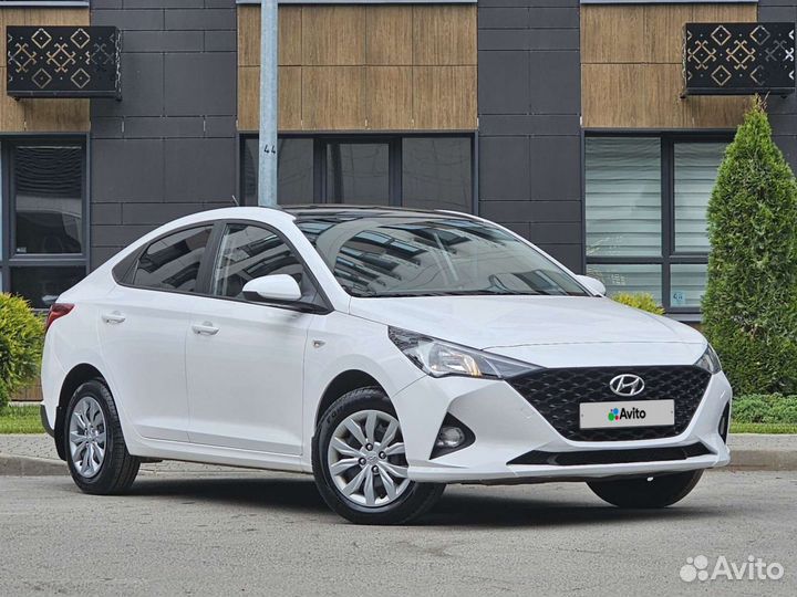 Hyundai Solaris 1.6 МТ, 2021, 14 800 км