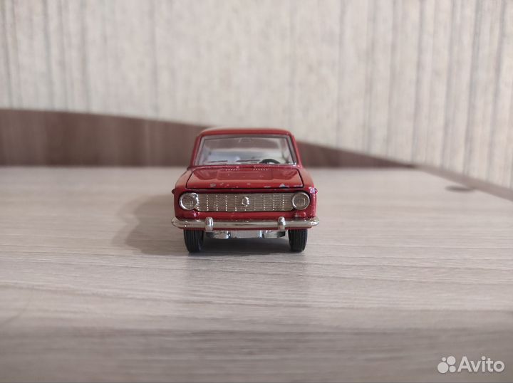 Модель автомобиля 1:43 СССР