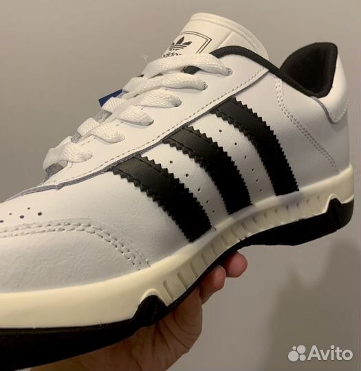 Культовые кроссовки 90-х Adidas натуральная кожа