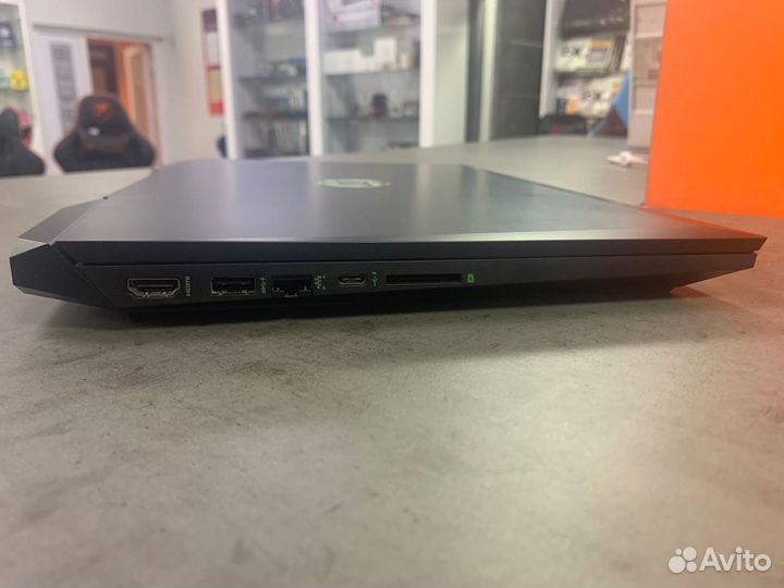 HP I5 9300 Gtx 1650 16 GB 256 SSD IPS FHD