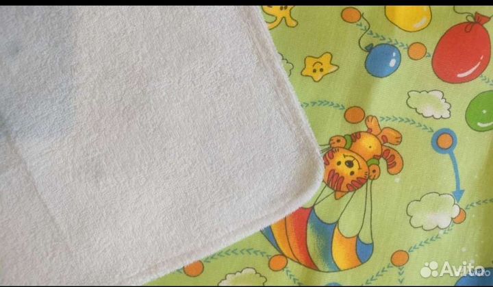 Матрасик на пеленальник и пеленка непромокаемые