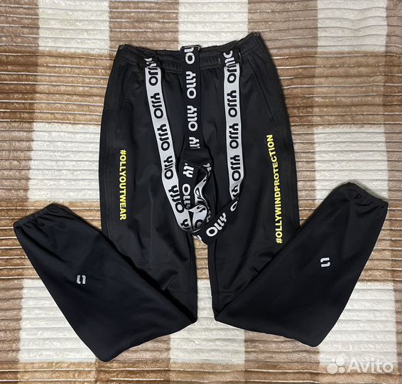 Лыжный разминочный костюм olly