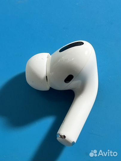Правый наушник airpods pro original