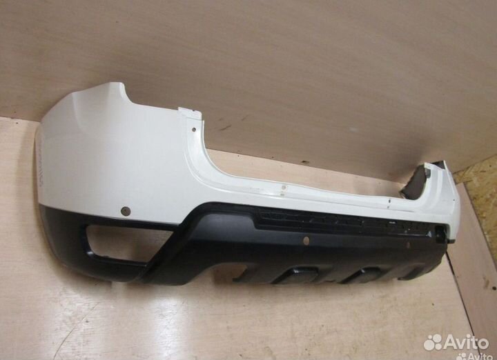 Бампер задний на Renault Duster 2010 г. Белый 369