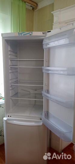 Холодильник б/у indesit