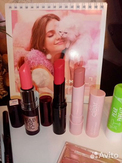 Помада, тени, тушь Фаберлик