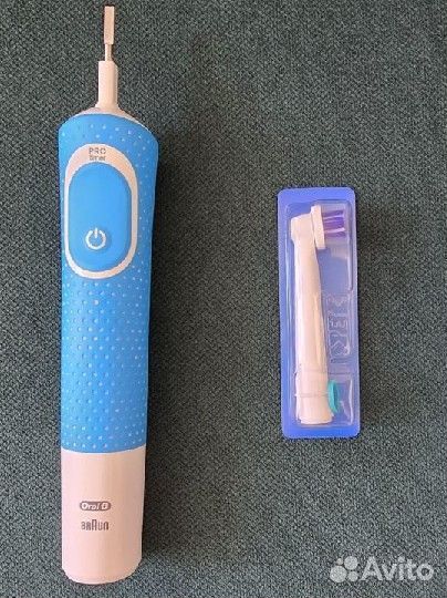 Электрическая зубная щетка Braun Oral-B Vitality