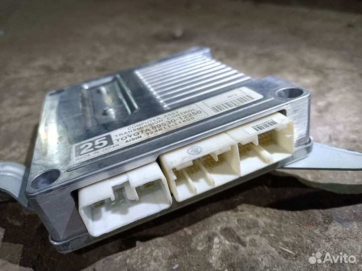 8953012251 эбу тойота