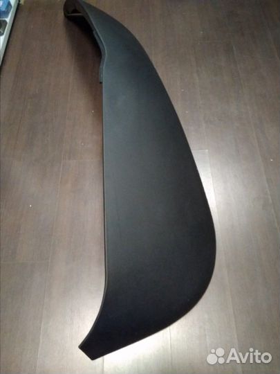 Крыло заднее правое черное на JCB 332D4972