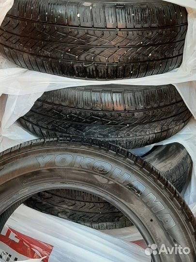 Yokohama A200 225/60 R17