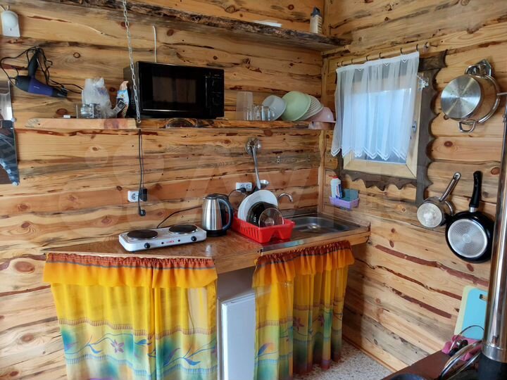 Дом 20 м² на участке 40 сот.