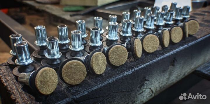 Опора мебельная м8 (ножка)