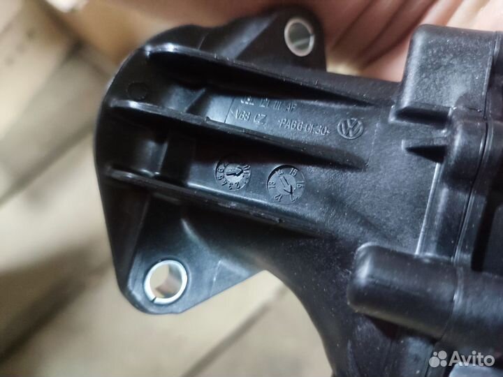 Термостат vag 03l121111af