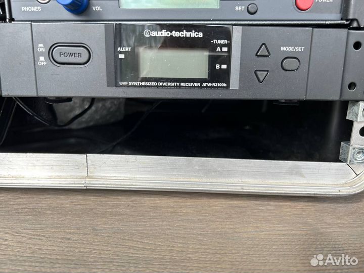 Audio-technica ATW3171B радио микрофон