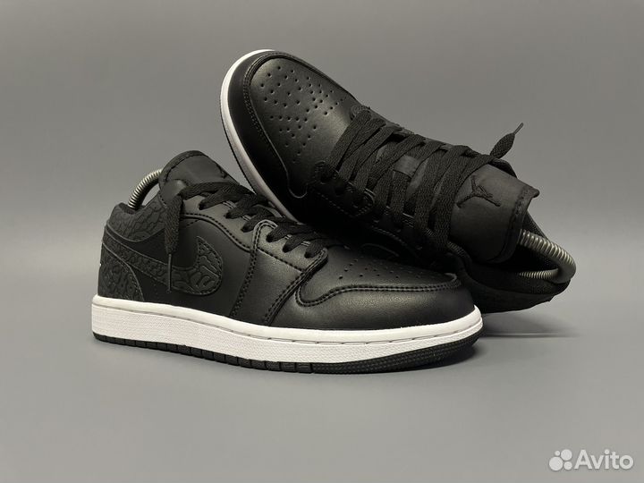 Кроссовки Nike Air jordan 1 low