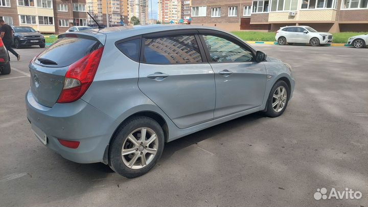 Hyundai Solaris 1.6 AT, 2012, 91 000 км